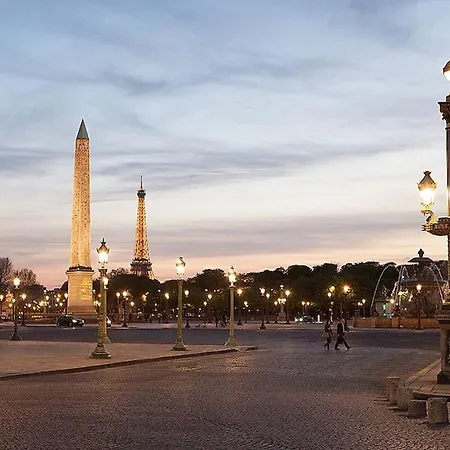 Cocon Moderne A Nation, * Paris